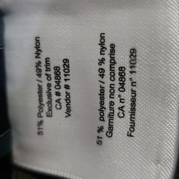 Mountain Equipment Co-op Shorts. Green. Size 10. - Picture 10 of 10